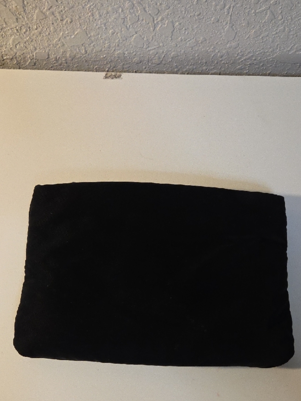 Dior Beauty Pouch Black Velvet" o "Neceser Dior Terciopelo Negro". - Picture 2 of 4
